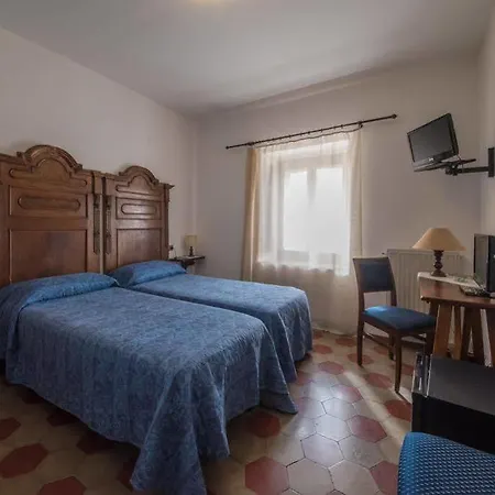 Il Palazzo 3*